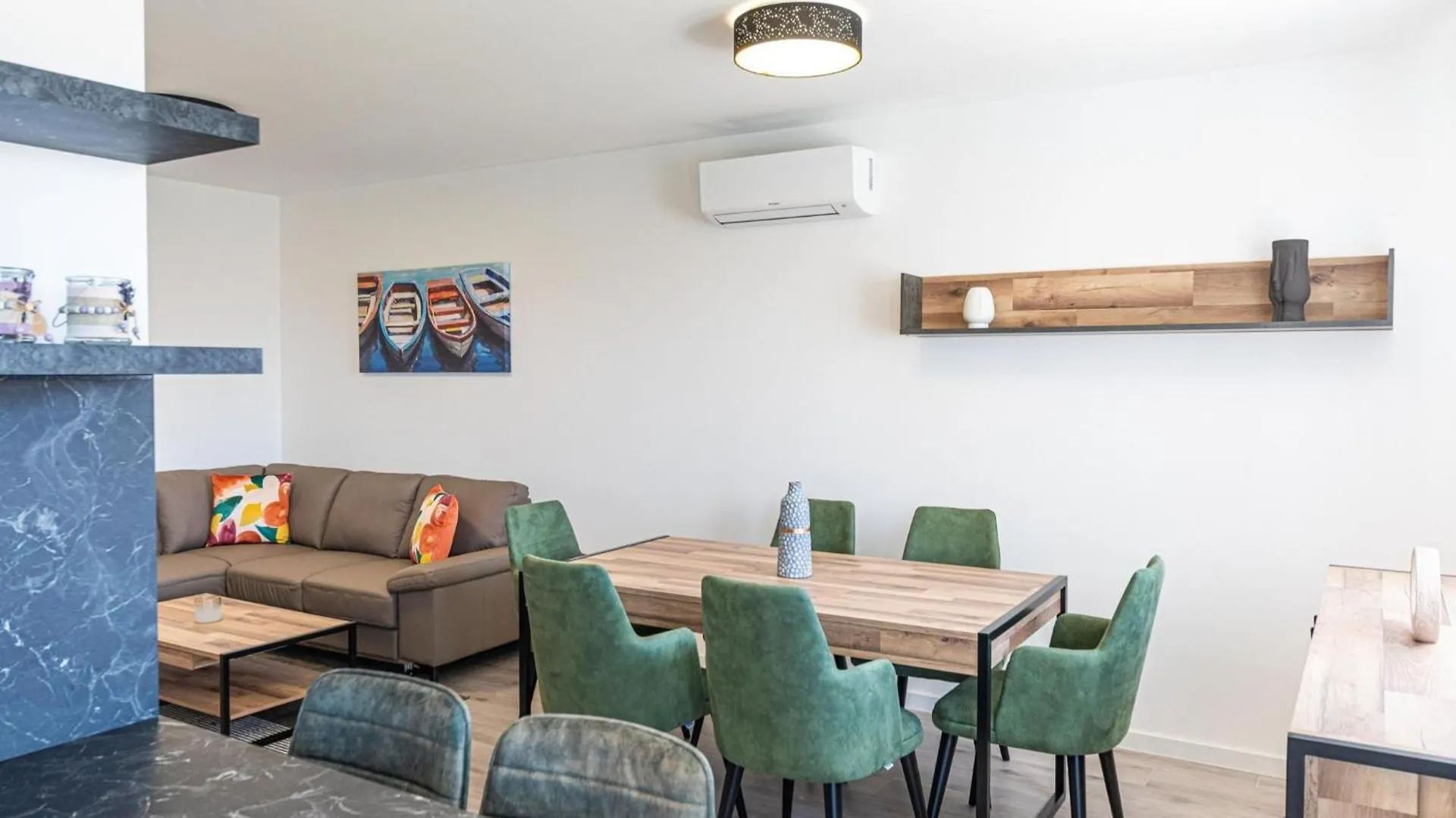 Elegant Kastel Novi Apartment With Sea View Balcony Kastela