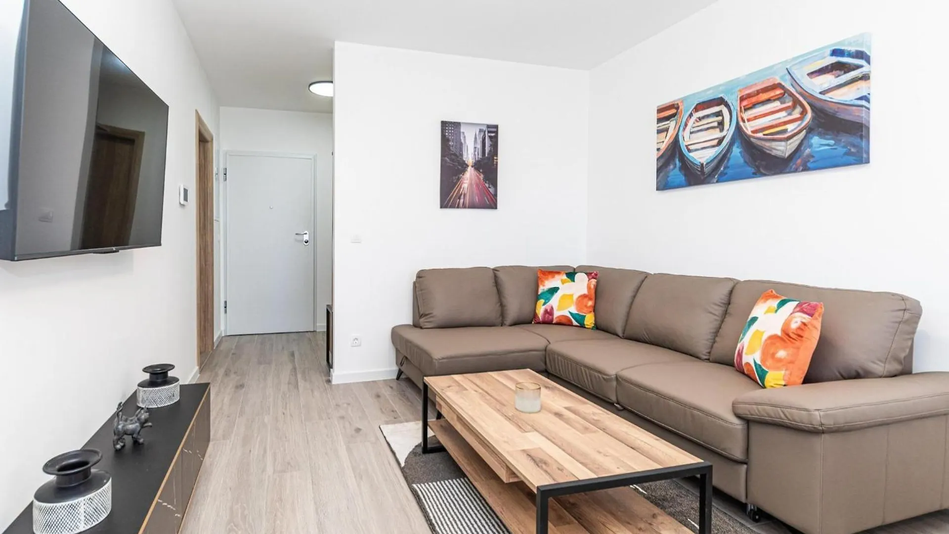 Elegant Kastel Novi Apartment With Sea View Balcony Kastela